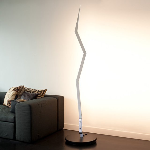 LampOda A LED Floor Lamp