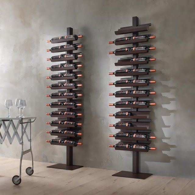 Dionisio Bottle Rack