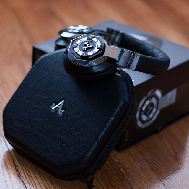 Elite H.D. A-Audio Headphones