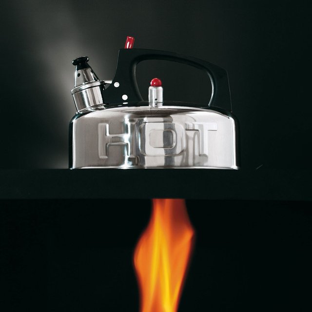 Hot Kettle by Seletti