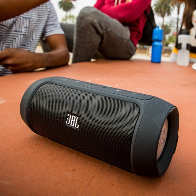 JBL Charge 2 Wireless Bluetooth Speaker