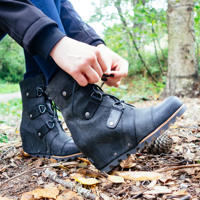 sorel blue wedge boots