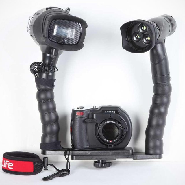 SeaLife DC1400 Underwater Pro Duo Camera Set