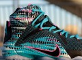 Nike Lebron XII Basketball Shoe