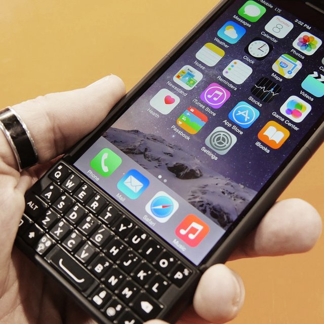 Typo2 Keyboard Case for iPhone 6