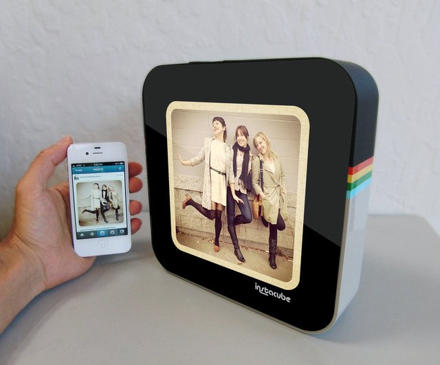 InstaCube Digital Photo Frame