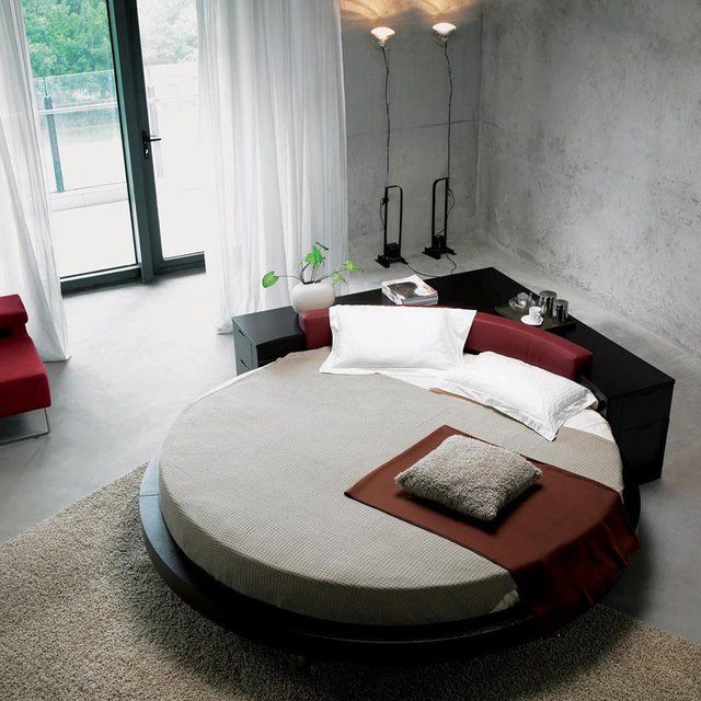 Plato Round Bed