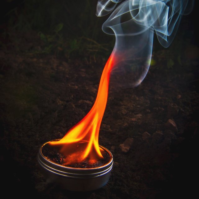 Überfire Waterproof Fire Starter