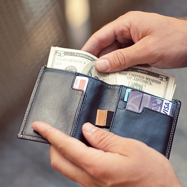 Note Sleeve Wallet by Bellroy