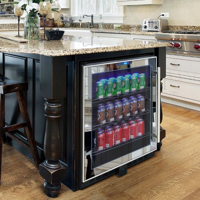 Vinotemp Mirrored Touch Screen Beverage Cooler