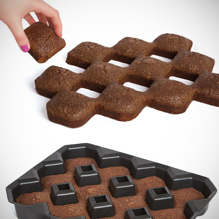 All Crispy Corner Brownie Pan