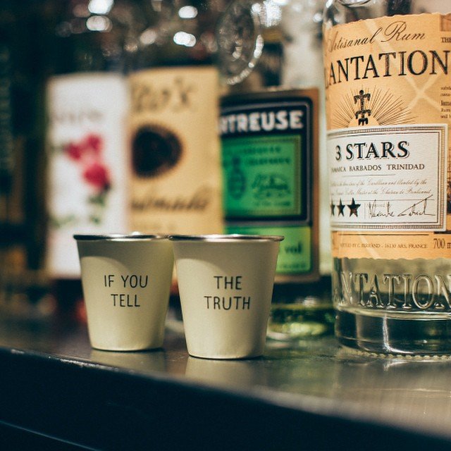 Twain Shot Glass Set by Izola