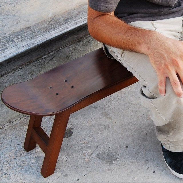 Nollie Flip Stool by Skate-Home