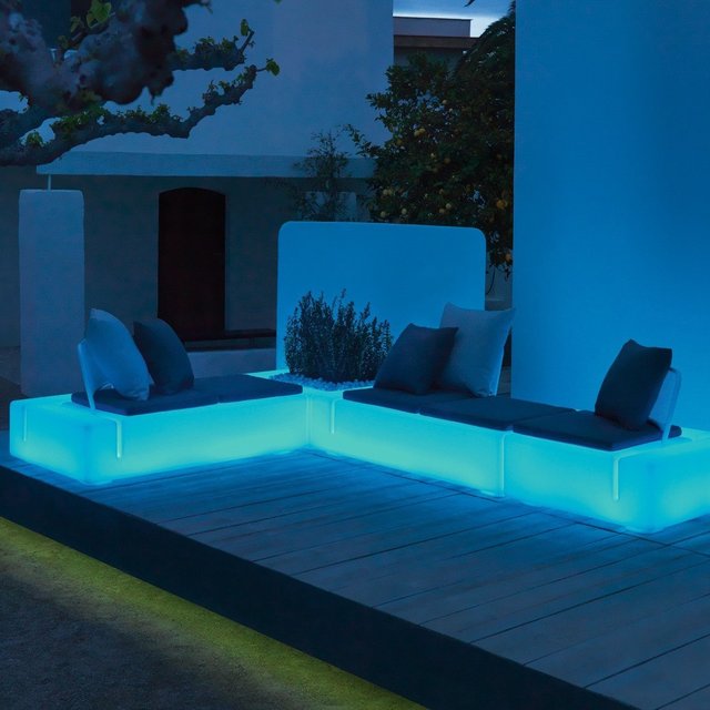 Kes Sectional LED Sofa