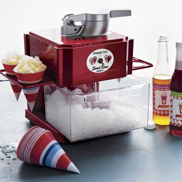 Waring Metallic Red Snow Cone Maker