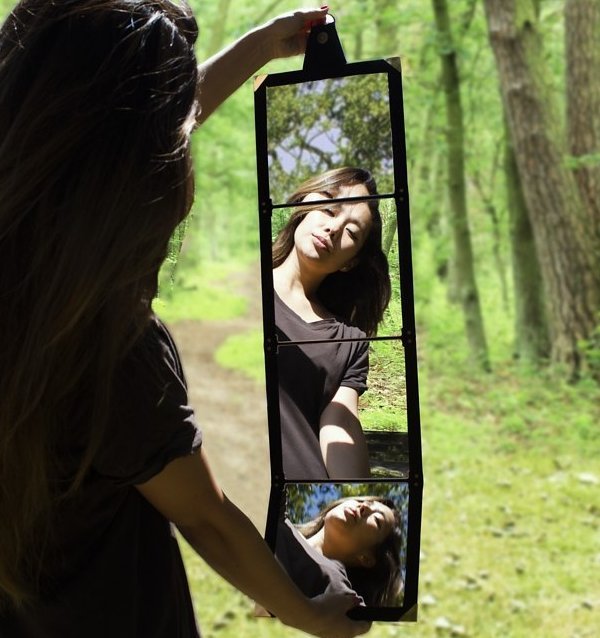 Magic Folding Mirror