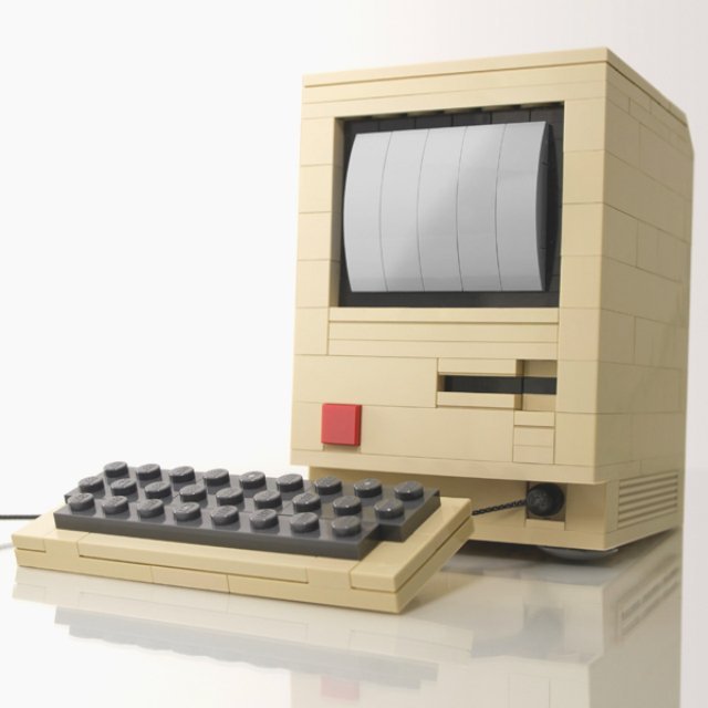 Apple Mac II LEGO Building Kit