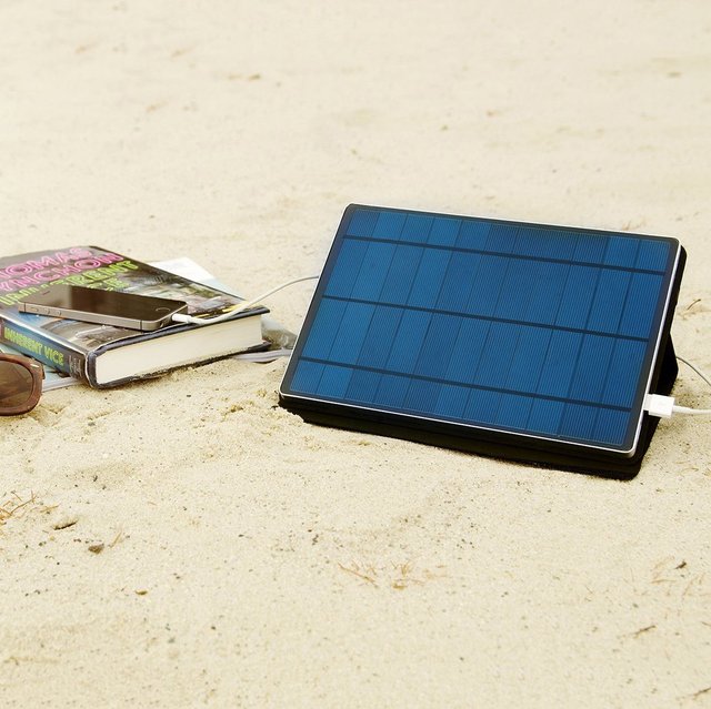 Solartab 5.5W Solar Charger with 13,000 mAh Power Bank