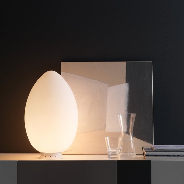 Medium Uovo Table Lamp