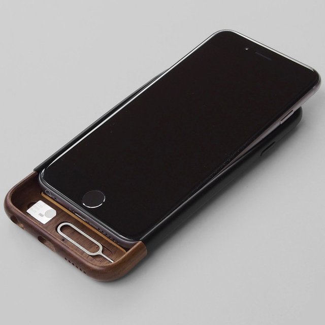 Convoy iPhone 6/6S Walnut Case