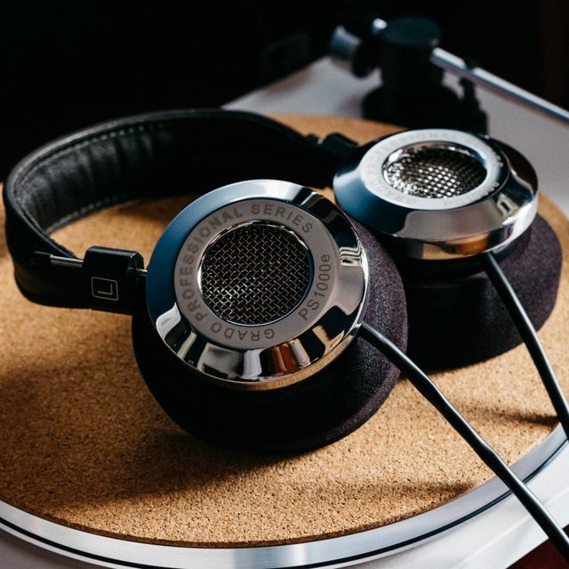 Grado PS1000e Dynamic Open Air Stereo Headphone