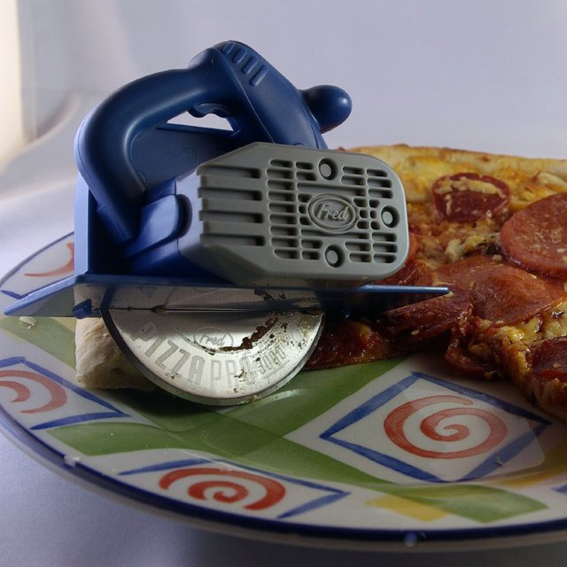 Pizza-Boss 3000 Pizza Cutter