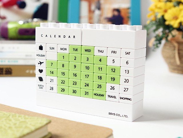 DIY Building Blocks Calendar