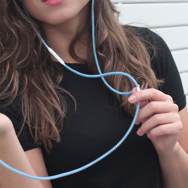 Blue Tangle-Proof Earbud Wrap by Twistmates