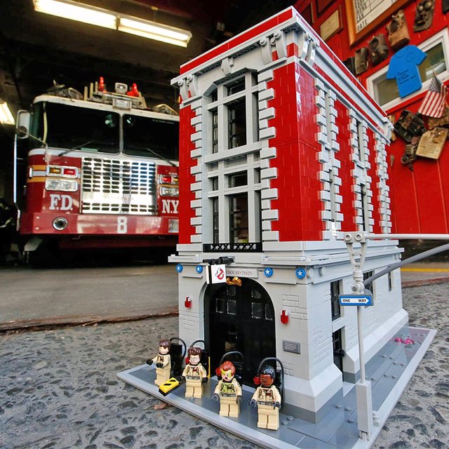 LEGO Ghostbusters Firehouse Headquarters