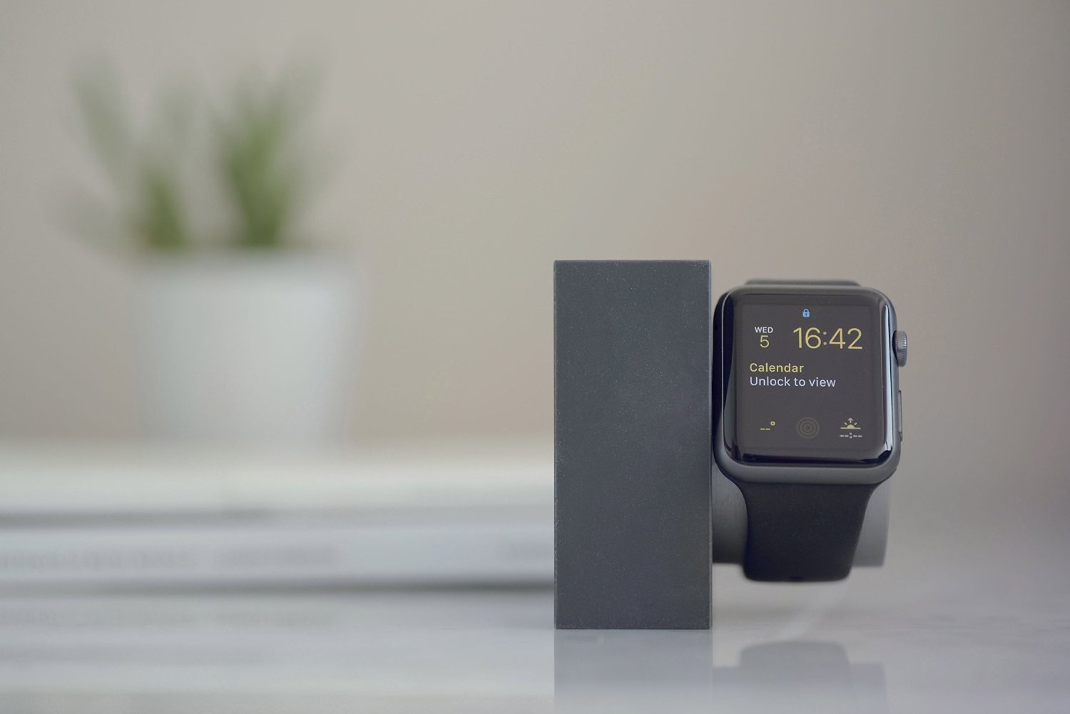 DOCK for Apple Watch Marble Edition by Native Union