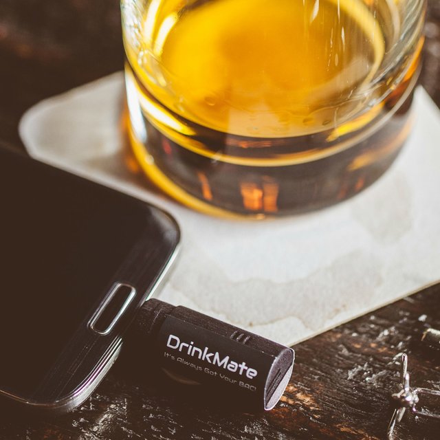 DrinkMate Smartphone Breathalyzer