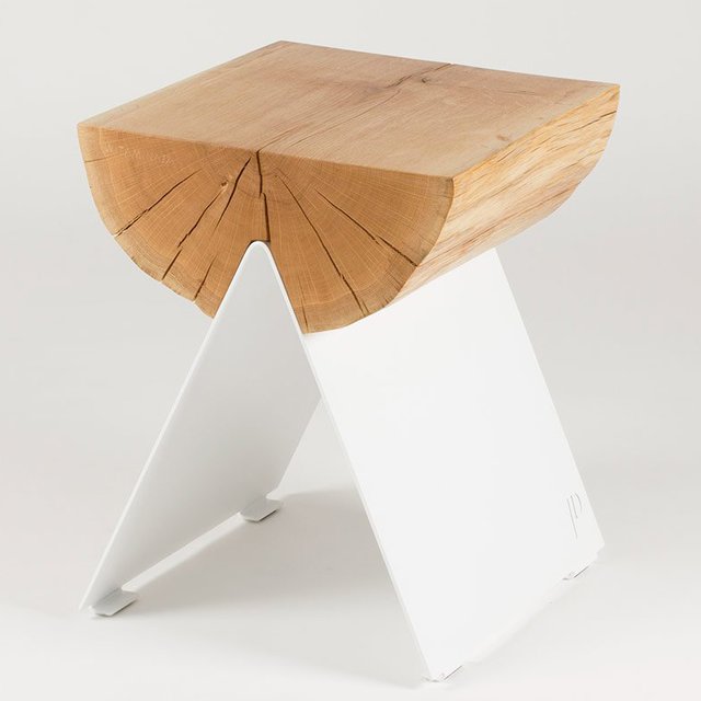 Bartholomew Lacquer End Table by Safavieh