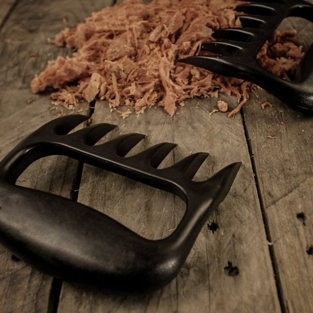 BBQ Bear Shredder Claws