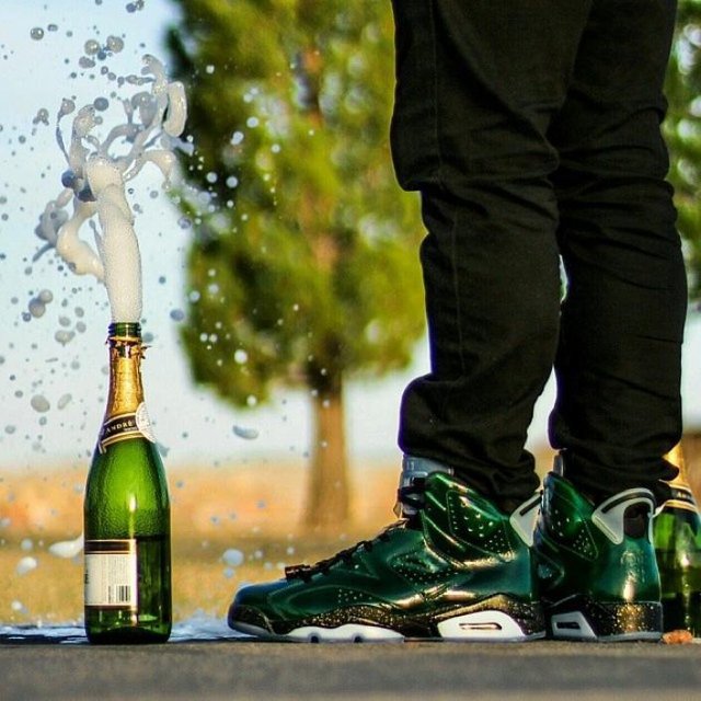 Air Jordan 6 Retro Champagne