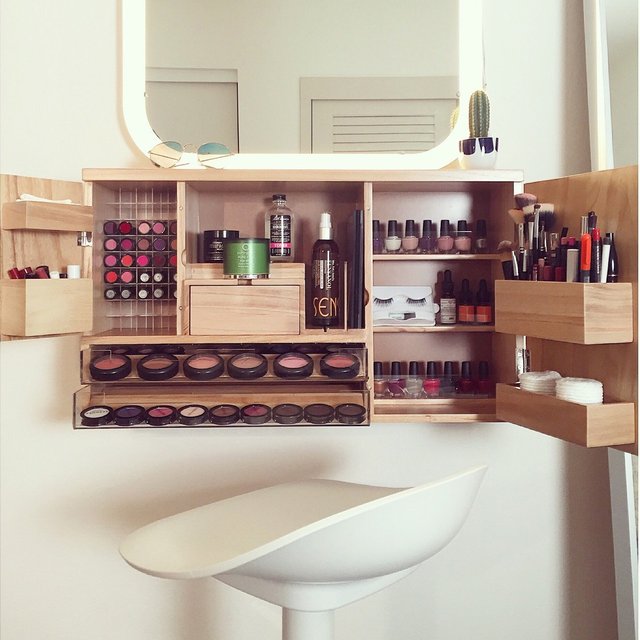 Wall Mounted Makeup Organizer