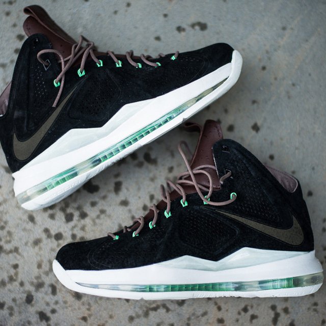 Nike Lebron 10 EXT QS Black Suede