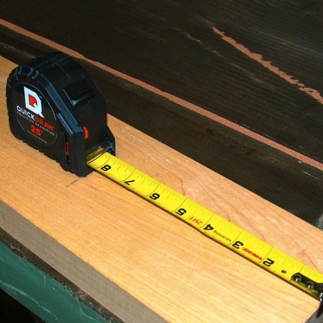 Quickdraw Self Marking Tape Measurer