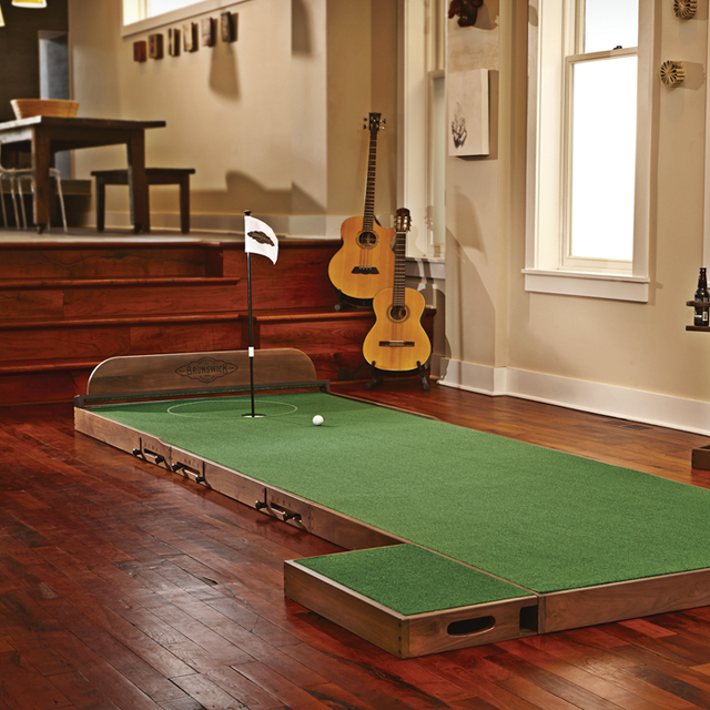 Brunswick Indoor Putting Green