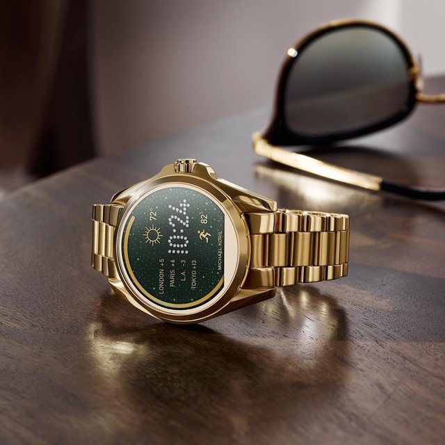 restart michael kors smartwatch