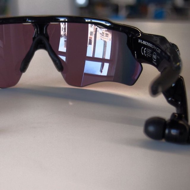 Oakley Radar Pace Talking Fitness Glasses