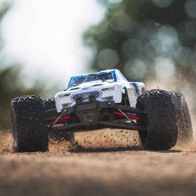 Arrma Nero 6S BLX RC Monster Truck