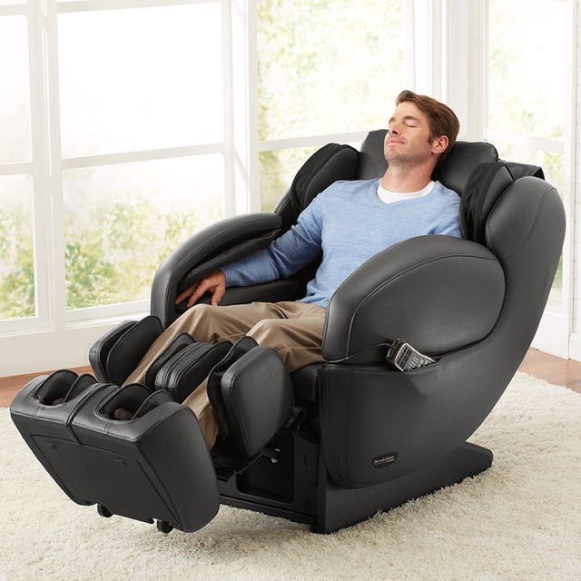 Brookstone Signature Massage Chair