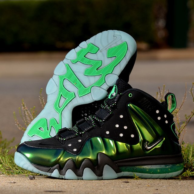 Nike Barkley Posite Max Gamma Green