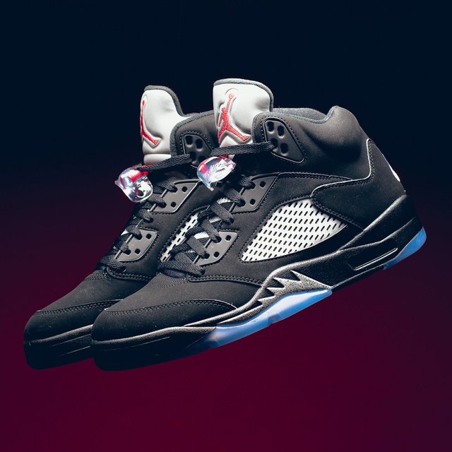 Air Jordan 5 Retro OG Metallic