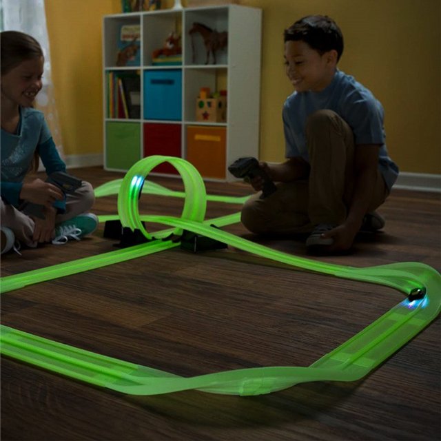 Tracer Racer Remote Control Infinity Loop Set