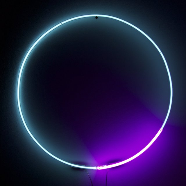 Blue + Magenta Circle Neon Light by White Cubes