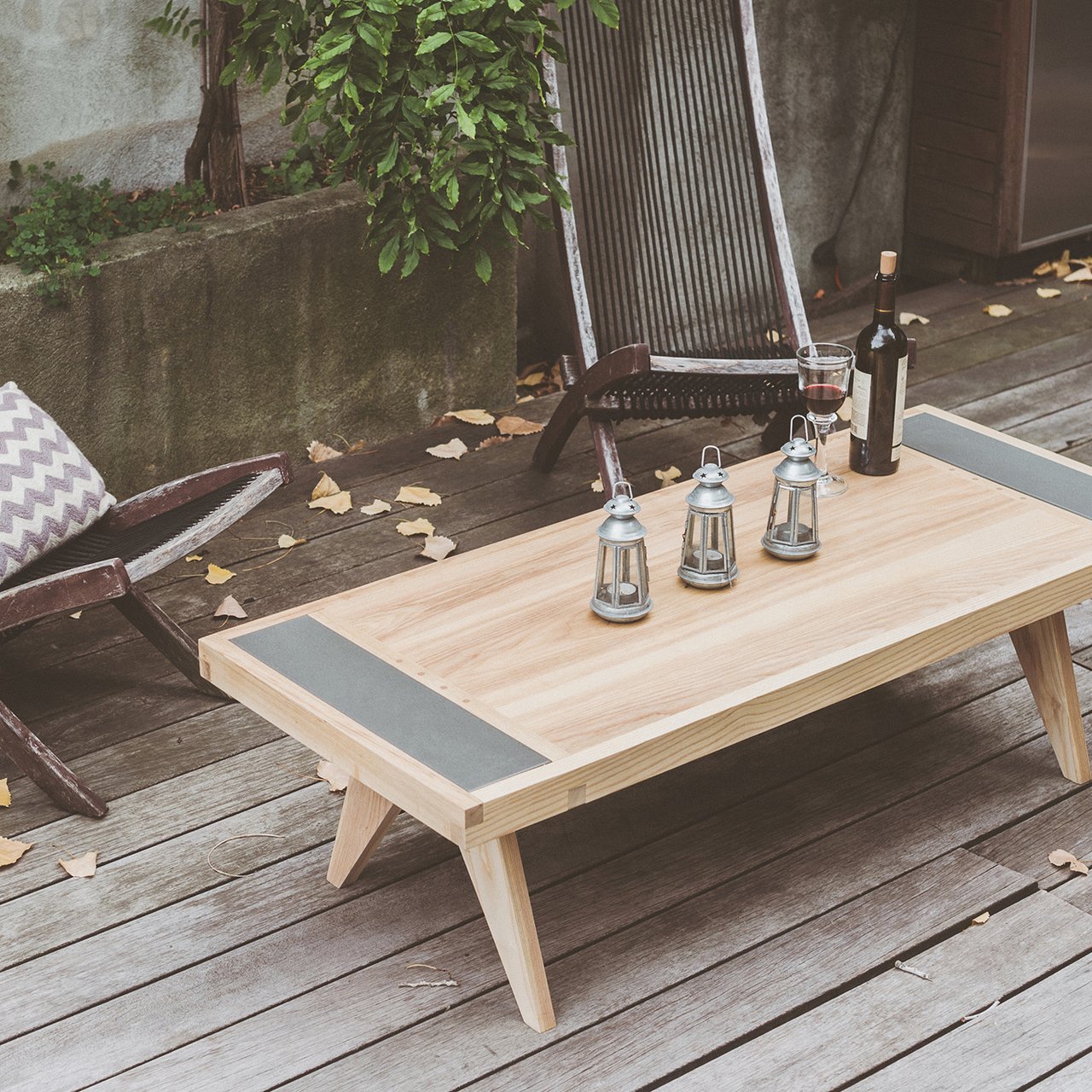 Curtsy Coffee Table