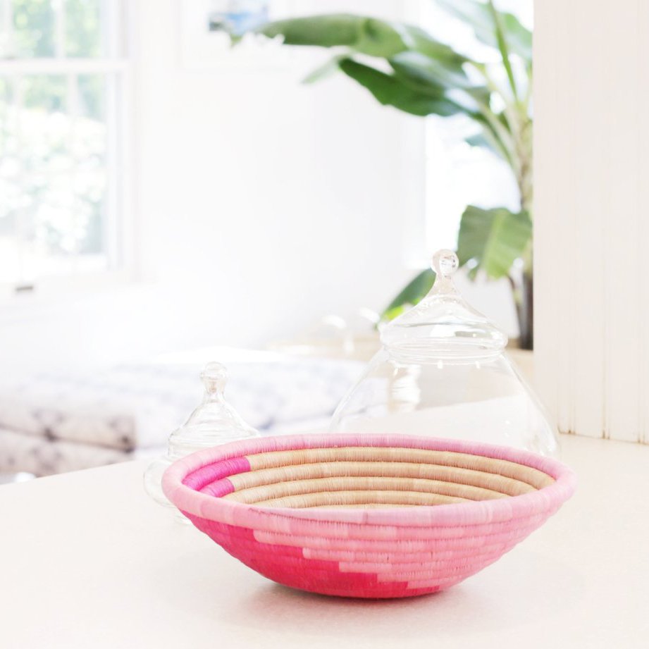 Pink Swirl Plateau Basket