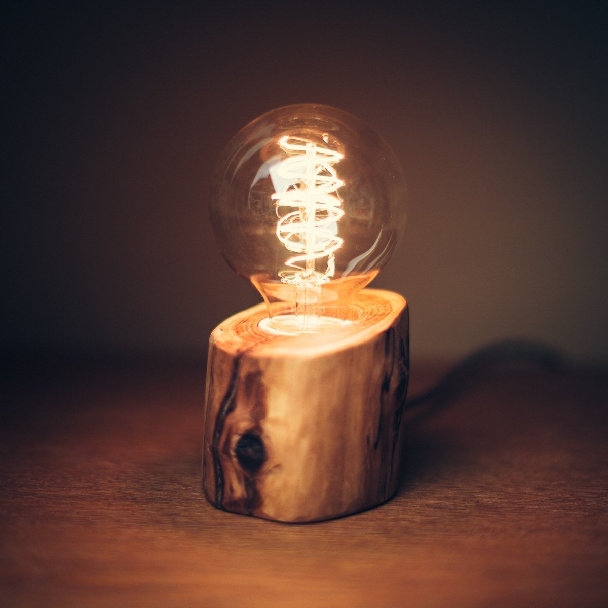 Medium Wooden Edison Lamp