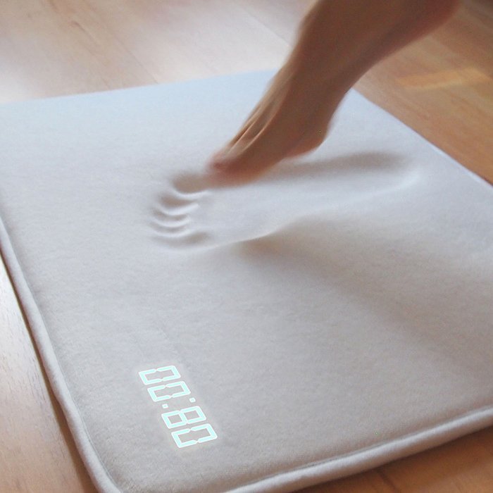 Ruggie Alarm Clock Rug